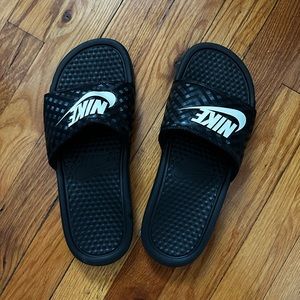Women’s slides